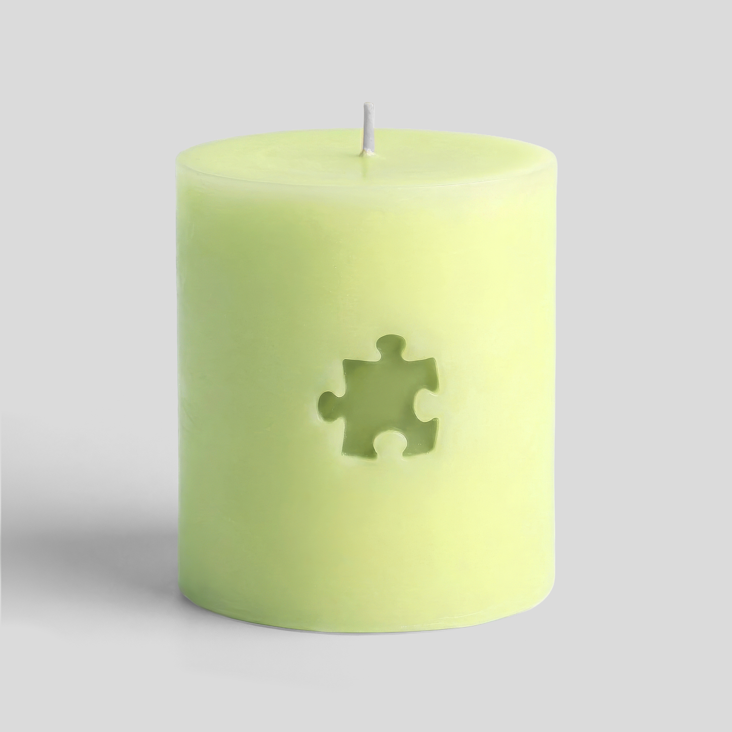 J2NNI5 Scented Green Candle