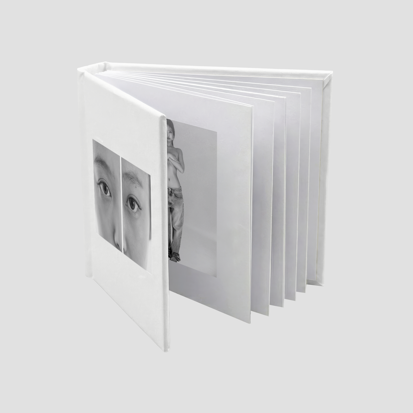 J2NNI5 Mini book Magnet