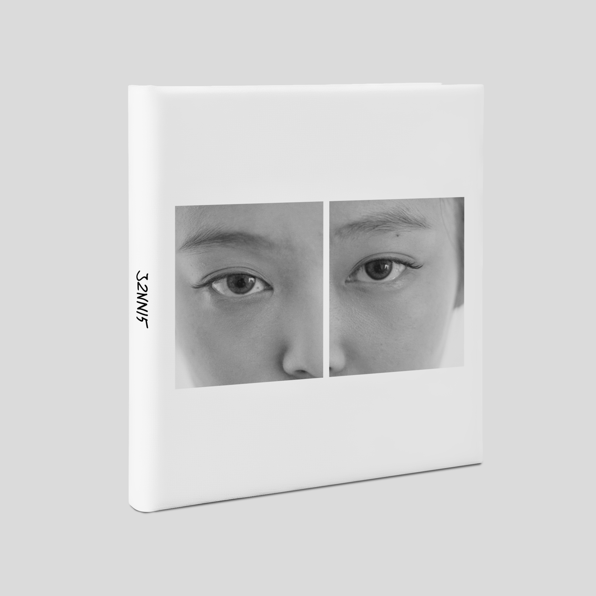 J2NNI5 Mini book Magnet
