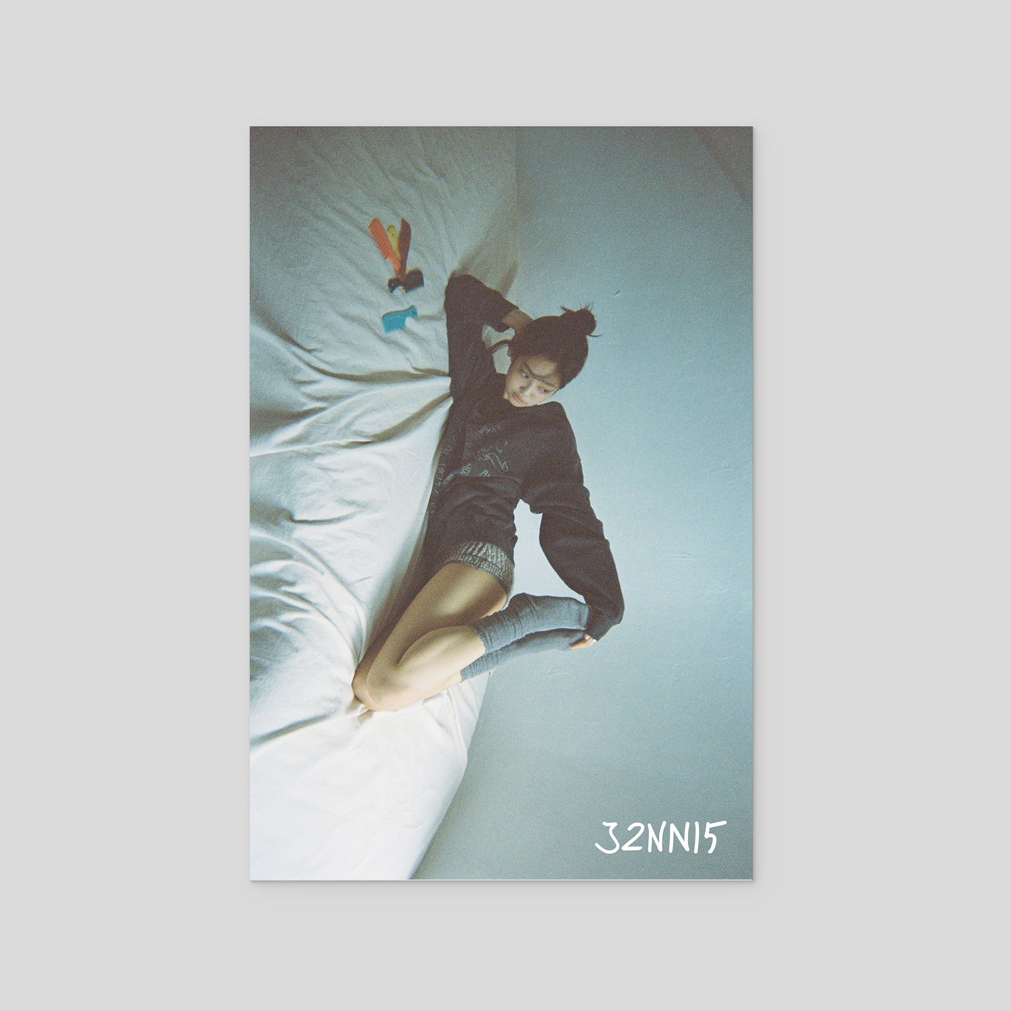 J2NNI5 PostCard 3