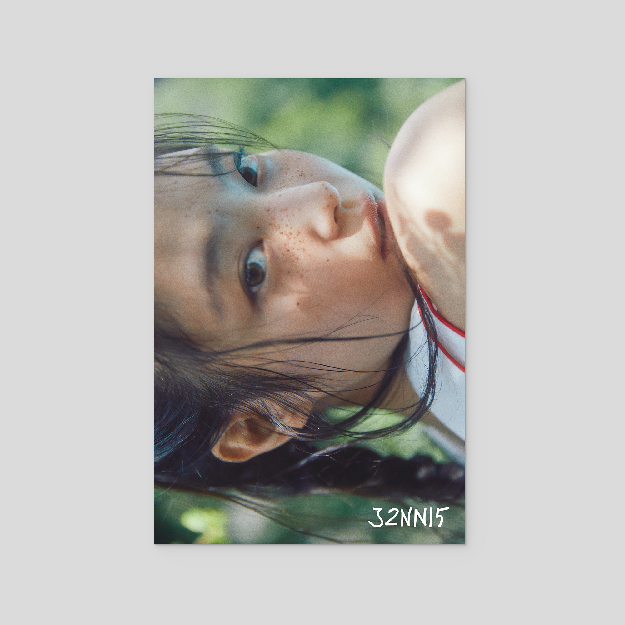 J2NNI5 PostCard 8